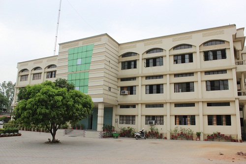 best school in sahnewal